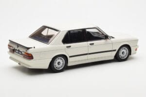BMW M535i E28 Alpine Weiß AUTOart 1:18 75161 Metall — Bild 3 von 10