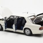 BMW M535i E28 Alpine Weiß AUTOart 1:18 - image 5 of 10