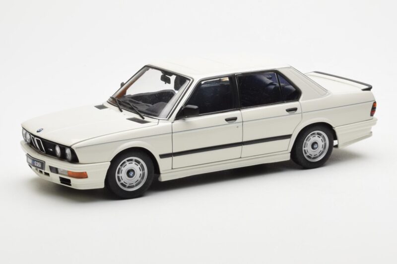 BMW M535i E28 Alpine Weiß AUTOart 1:18