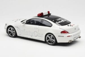 BMW M6 E63 MotoGP Safety Car 2006 Kyosho 1:18 08707GPB Metall — Bild 7 von 8