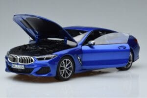 BMW M850i G15 Blau Metallic Norev 1:18 183286 Metall — Bild 2 von 7