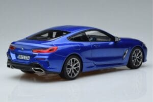 BMW M850i G15 Blau Metallic Norev 1:18 183286 Metall — Bild 3 von 7