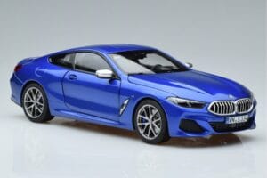 BMW M850i G15 Blau Metallic Norev 1:18 183286 Metall — Bild 5 von 7