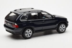 BMW X5 4.4i E53 Dunkel Blau Kyosho 1:18 08521DB Metall — Bild 3 von 8