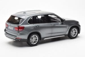 BMW X5 F15 Space Grau Paragon 1:18 80432318988 Metall — Bild 3 von 8
