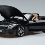 BMW Z4 G29 Schwarz Metallic Norev 1:18 183272 Metall - image 2 of 7