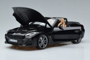 BMW Z4 G29 Schwarz Metallic Norev 1:18 183272 Metall — Bild 2 von 7
