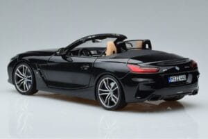 BMW Z4 G29 Schwarz Metallic Norev 1:18 183272 Metall — Bild 6 von 7