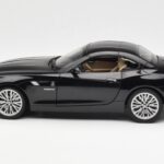 BMW Z4 E89 Spider Schwarz Metallic Kyosho 1:18 - image 5 of 9