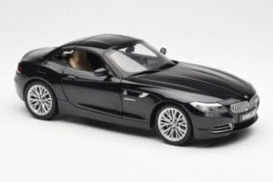 BMW Z4 E89 Spider Schwarz Metallic Kyosho 1:18 08771BK Metall — Bild 7 von 9