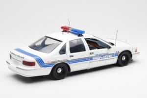 Chevrolet Caprice Sebring Polizei UT Models 1:18 21029 Metall — Bild 2 von 6