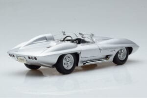 Chevrolet Corvette C1 Stingray Concept AUTOart 1:18 71000 Metall — Bild 3 von 8