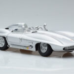 Chevrolet Corvette C1 Stingray Concept AUTOart 1:18 - image 6 of 8