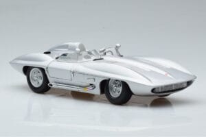 Chevrolet Corvette C1 Stingray Concept AUTOart 1:18 71000 Metall — Bild 6 von 8