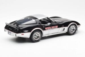 Chevrolet Corvette C3 Pace Car Indianapolis 500 1978 UT Models 1:18 21070 Metall — Bild 2 von 6