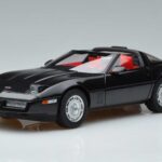 Chevrolet Corvette C4 Schwarz AUTOart 1:18 71242 Metall