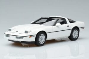 Chevrolet Corvette C4 Weiß AUTOart 1:18 71243 Metall