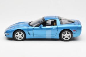 Chevrolet Corvette C5 Blau Metallic UT Models 1:18 21004 Metall — Bild 3 von 6