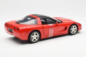 Chevrolet Corvette C5 Hardtop Rot UT Models 1:18 21041 Metall — Bild 2 von 6