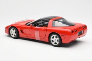 Chevrolet Corvette C5 Hardtop Rot UT Models 1:18 21041 Metall — Bild 5 von 6