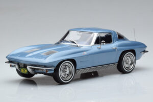 Chevrolet Corvette C2 Sting Ray Blau Norev 1:18