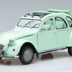 Citroen 2CV 6 Club Grün Norev 1:18 181486 Metall