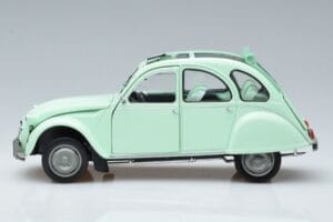 Citroen 2CV 6 Club Grün Norev 1:18 181486 Metall — Bild 4 von 7