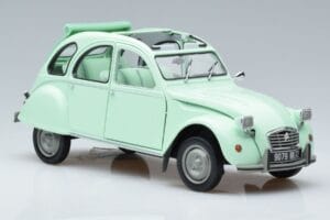 Citroen 2CV 6 Club Grün Norev 1:18 181486 Metall — Bild 5 von 7