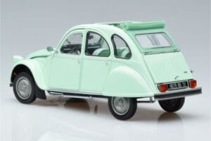 Citroen 2CV 6 Club Grün Norev 1:18 181486 Metall — Bild 6 von 7