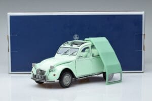 Citroen 2CV 6 Club Grün Norev 1:18 181486 Metall — Bild 7 von 7
