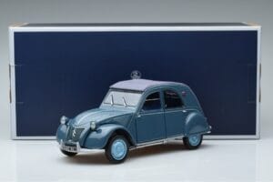 Citroen 2CV AZL Blau Norev 1:18 181485 Metall — Bild 7 von 7