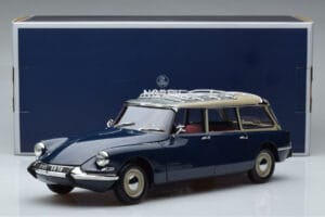Citroen ID 19 Break Orient Blau Norev 1:18 181770 Metall — Bild 9 von 9