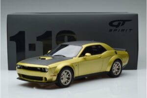 Dodge Challenger R/T Scat Pack Widebody 50. Jubiläum GT Spirit 1:18 GT411 Resin — Bild 6 von 6