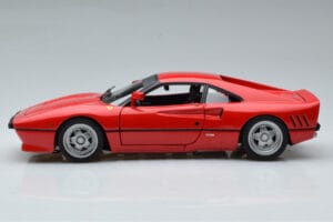 Ferrari 288 GTO Rot Hot Wheels 1:18 J8248-0510 Metall — Bild 4 von 10