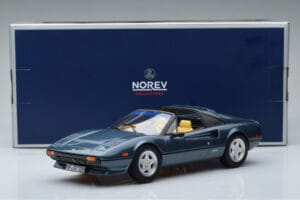 Ferrari 308 GTS Blau Norev 1:18 187933 Metall — Bild 7 von 7