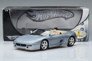 Ferrari F355 Spider Hot Wheels 1:18 23907 Metall — Bild 7 von 7