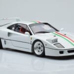 Ferrari F40 Perlweiß Italy Kyosho 1:18 - image 6 of 8