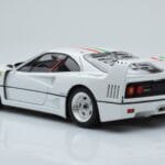Ferrari F40 Perlweiß Italy Kyosho 1:18 - image 7 of 8