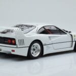 Ferrari F40 Perlweiß Kyosho 1:18 - image 3 of 8