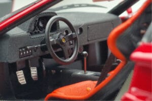 Ferrari F40 Rot Metallic Asia Exclusive Kyosho 1:18 08416RM-G Metall — Bild 12 von 14