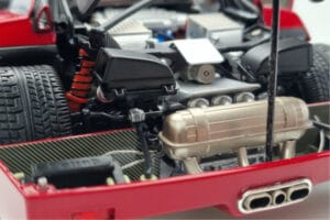 Ferrari F40 Rot Metallic Asia Exclusive Kyosho 1:18 08416RM-G Metall — Bild 13 von 14