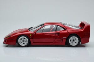 Ferrari F40 Rot Metallic Asia Exclusive Kyosho 1:18 08416RM-G Metall — Bild 5 von 14