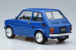 Fiat 126P Blau MCG 1:18 MCG18324 Metall — Bild 5 von 6