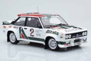 Fiat 131 Abarth Alitalia #2 W. Röhrl / C. Geistdörfer Rally Monte Carlo 1978 Kyosho 1:18 08376G Metall — Bild 6 von 10