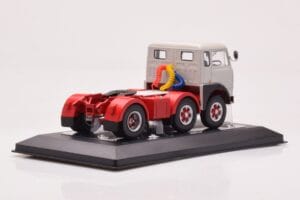 Fiat 690 T1 Weiß IXO 1:43 TR176 Metall — Bild 2 von 4