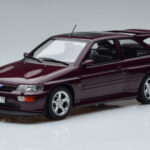 Ford Escort RS Cosworth Lila Norev 1:18