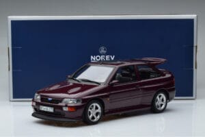 Ford Escort RS Cosworth Lila Norev 1:18 182778 Metall — Bild 6 von 6