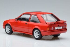 Ford Escort Mk4 RS Turbo S Rot MCG 1:18 MCG18273 Metall — Bild 5 von 6