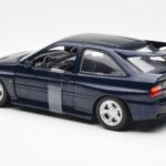 Ford Escort RS Cosworth Blau Metallic UT Models 1:18 - image 4 of 6