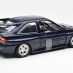 Ford Escort RS Cosworth Blau Metallic UT Models 1:18 - image 5 of 6